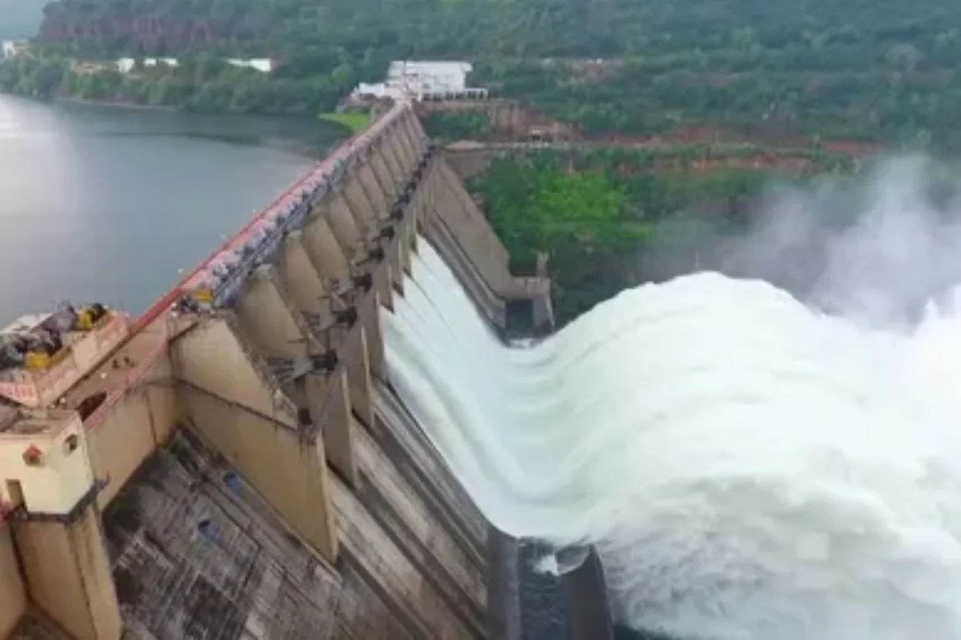 Nagarjuna Sagar Dam: Engineering Marvel and Serene Reservoir Unveiled